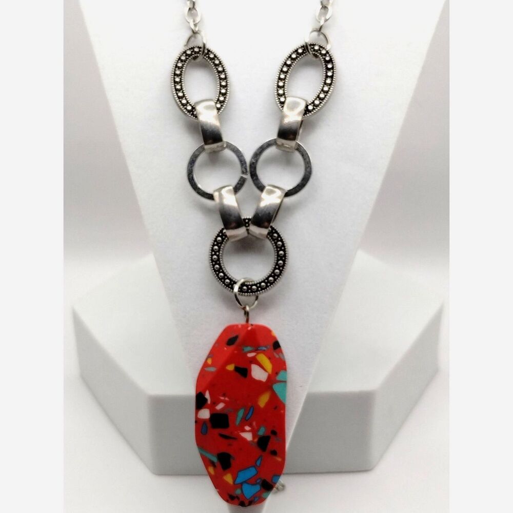 Vintage Terrazzo Red Glass Pendant on Silver Tone Chain Lg Mixed Metal Circles - Picture 2 of 6